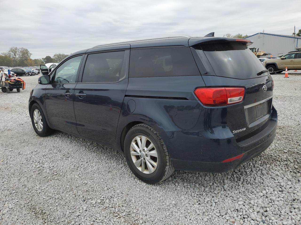 2016 KIA SEDONA