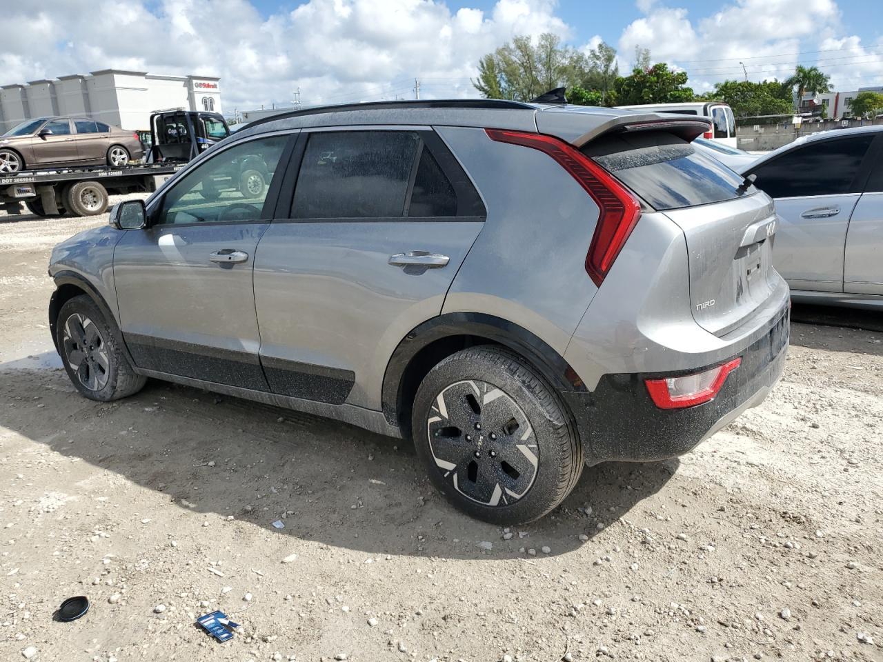 2023 KIA Niro