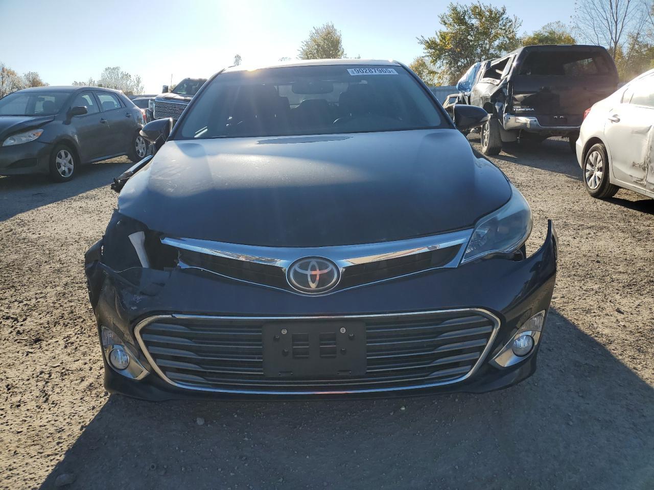 2015 TOYOTA Avalon