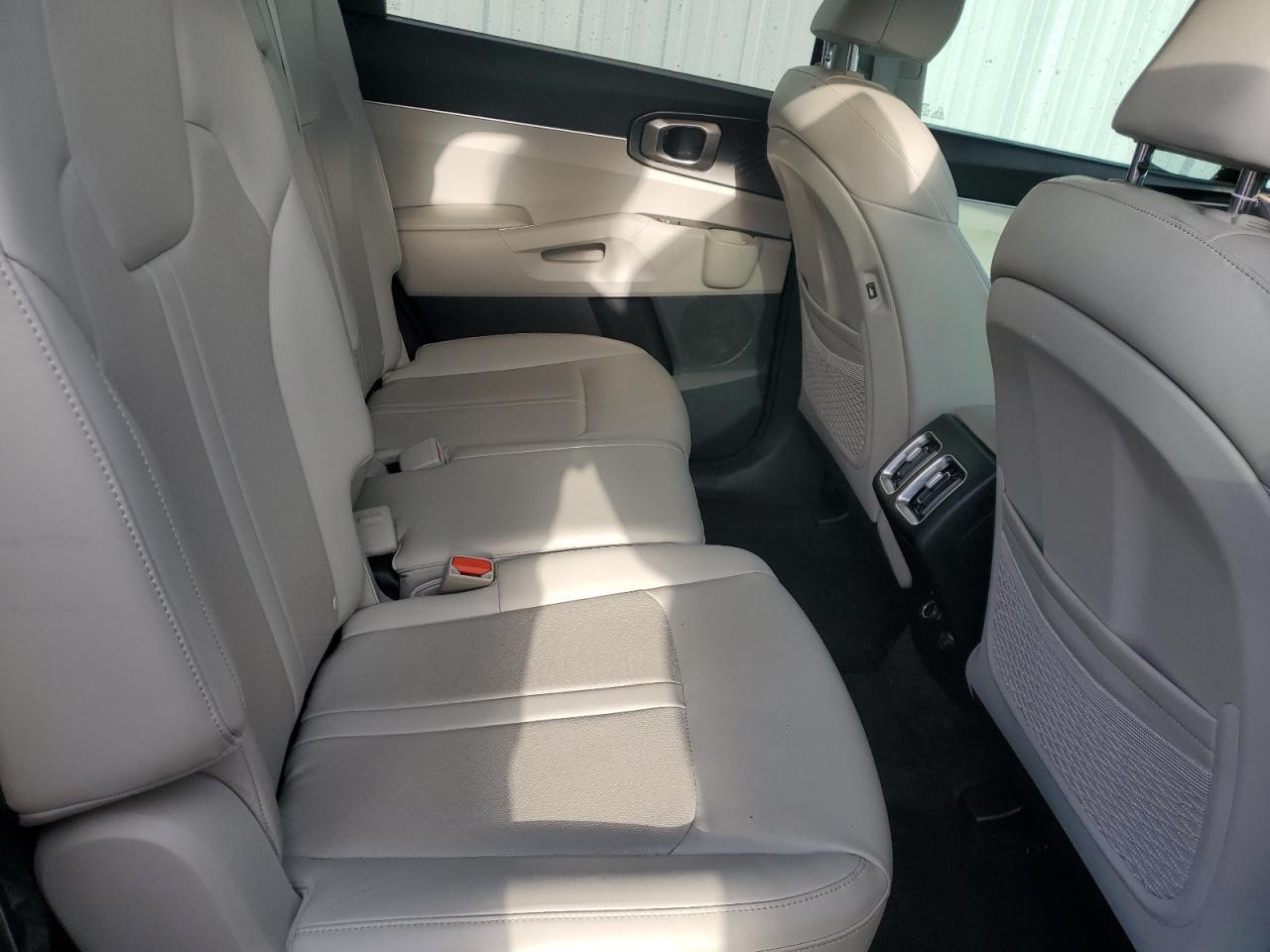 2023 KIA SORENTO