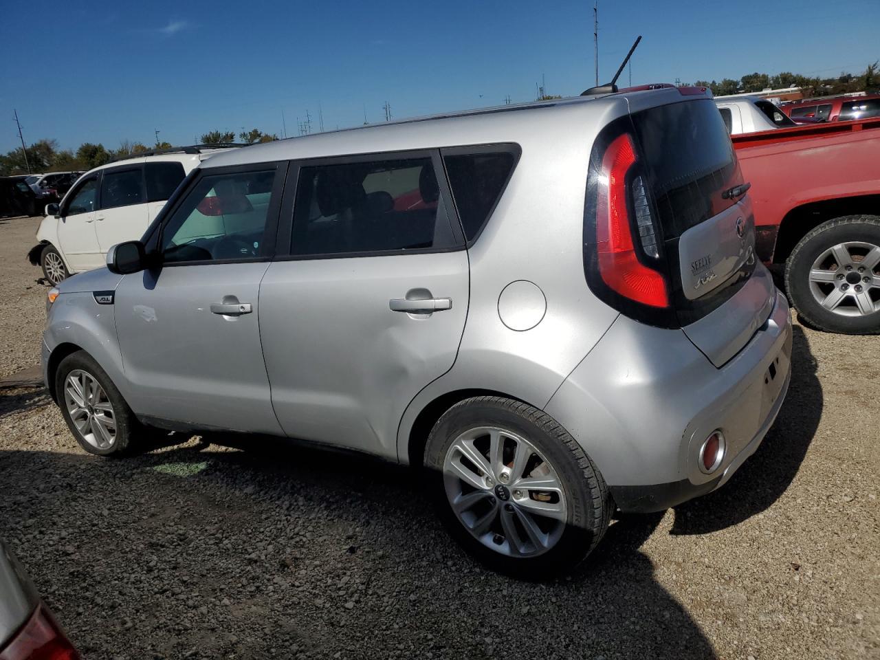 2017 KIA SOUL