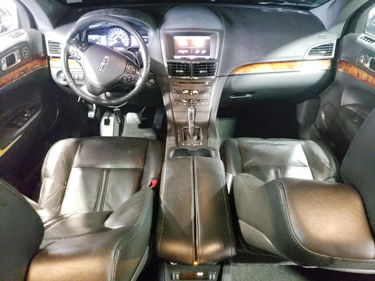 2013 LINCOLN MKT