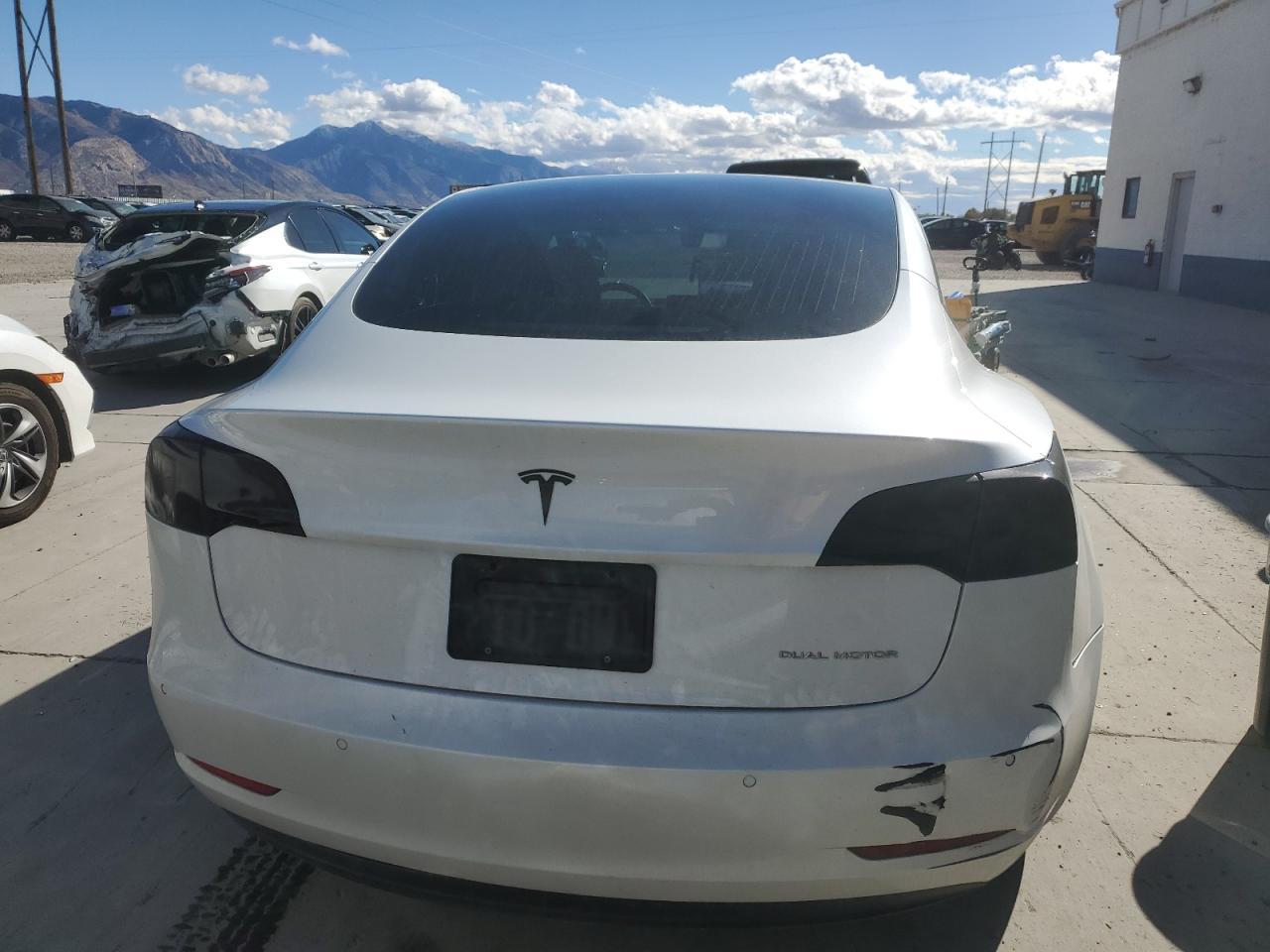 2020 TESLA MODEL 3
