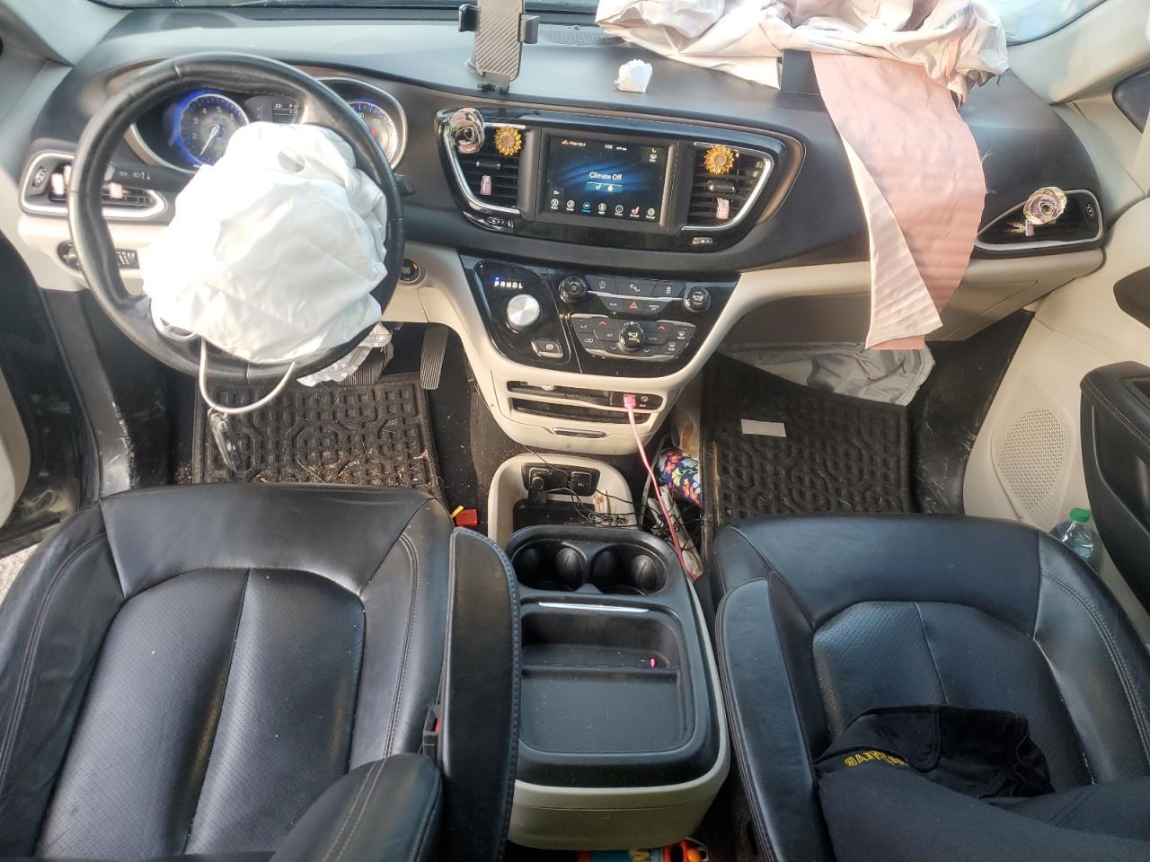 2019 CHRYSLER Pacifica