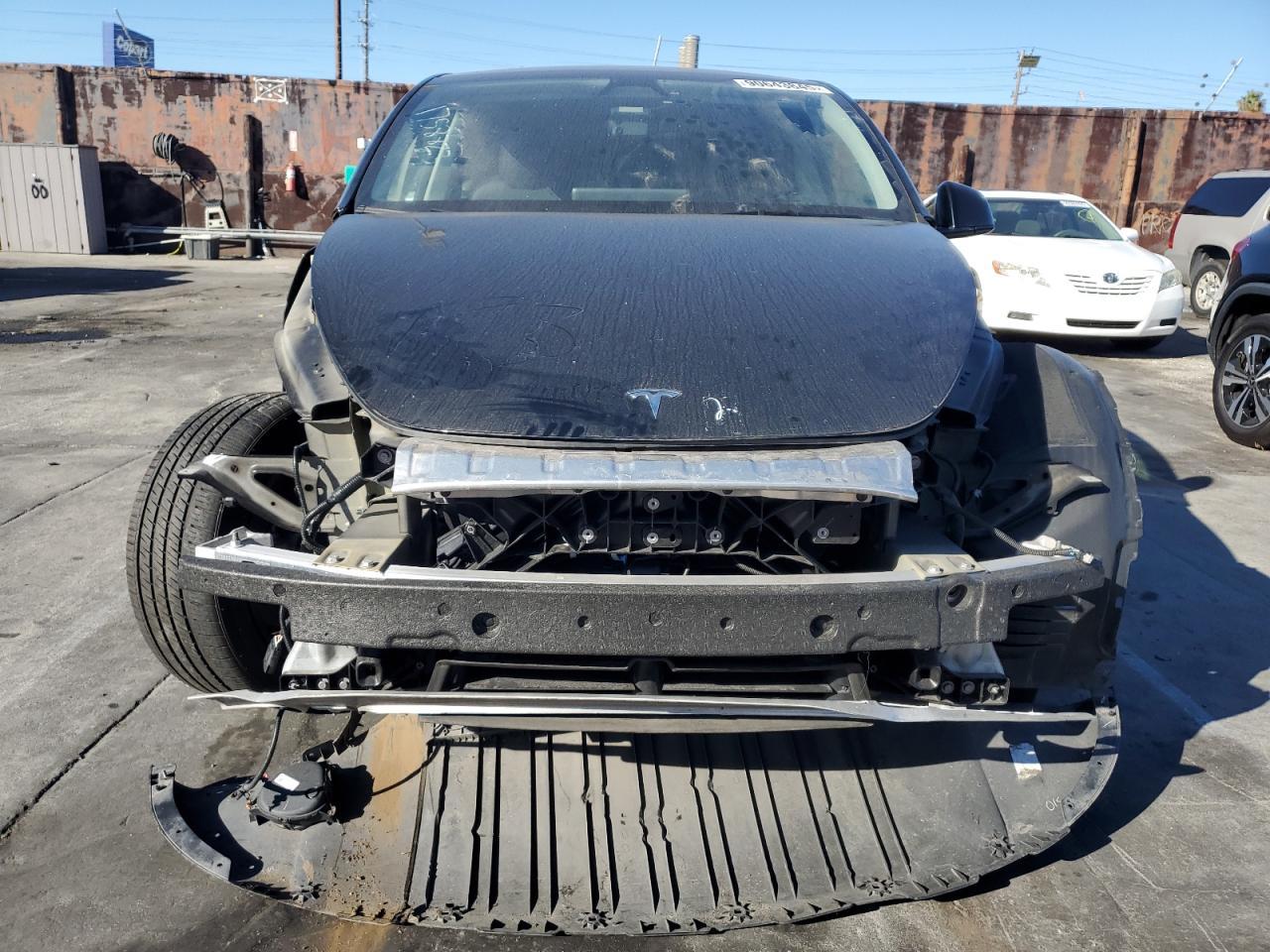 2024 TESLA MODEL Y
