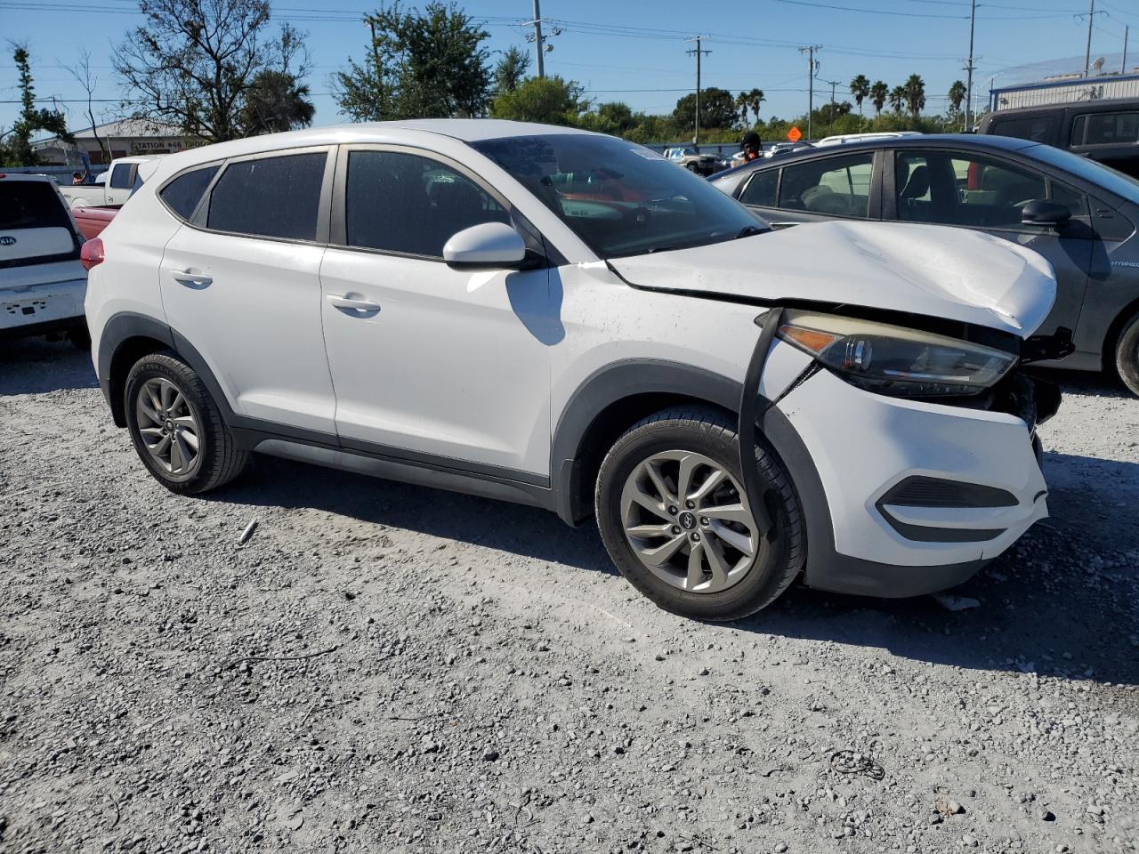 2017 HYUNDAI TUCSON