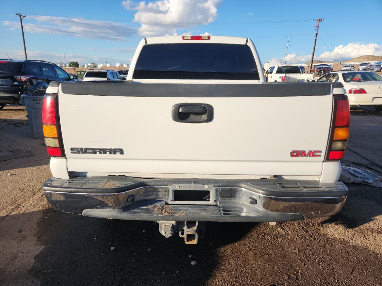 2005 GMC Sierra