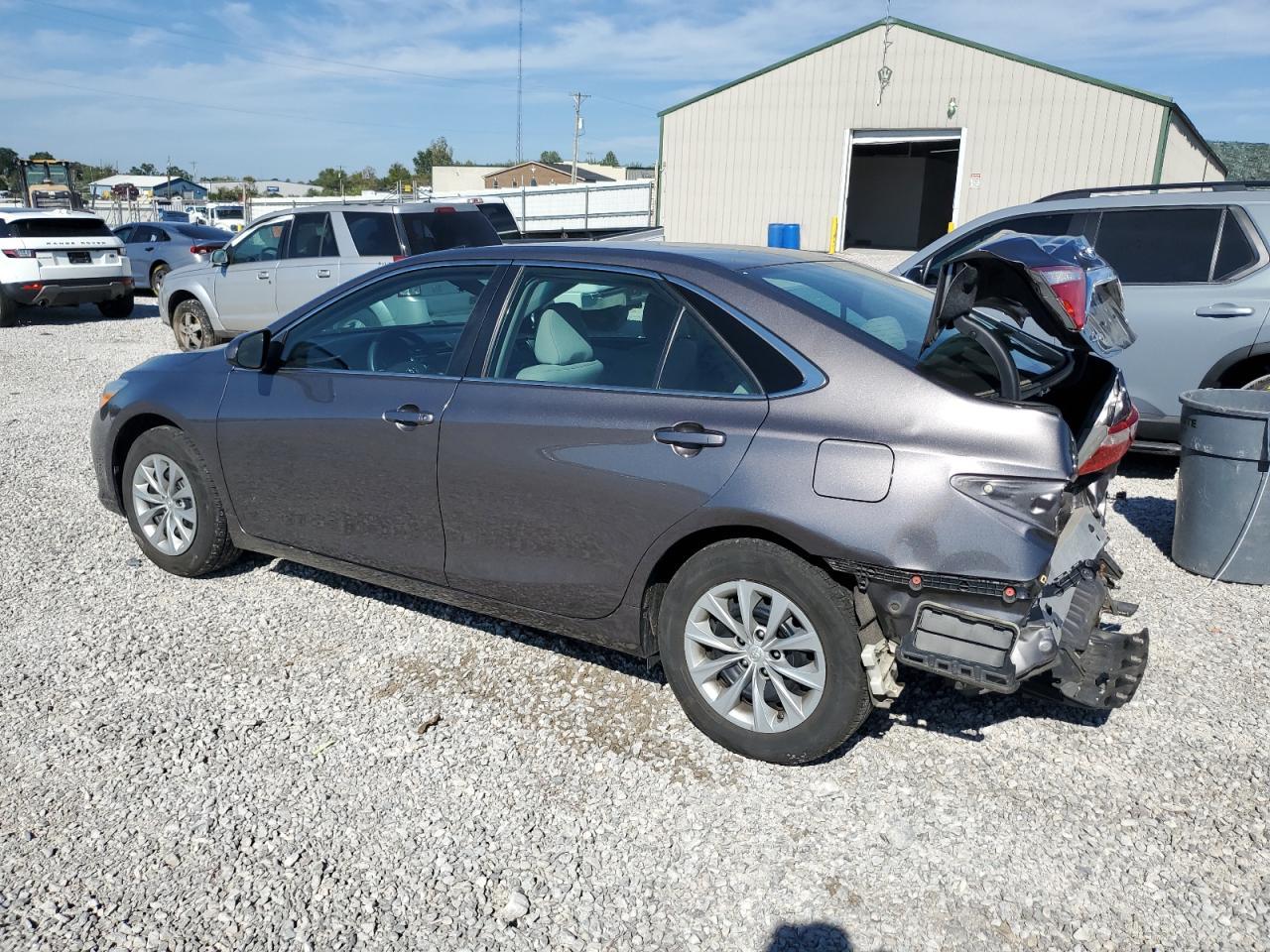 2017 TOYOTA CAMRY