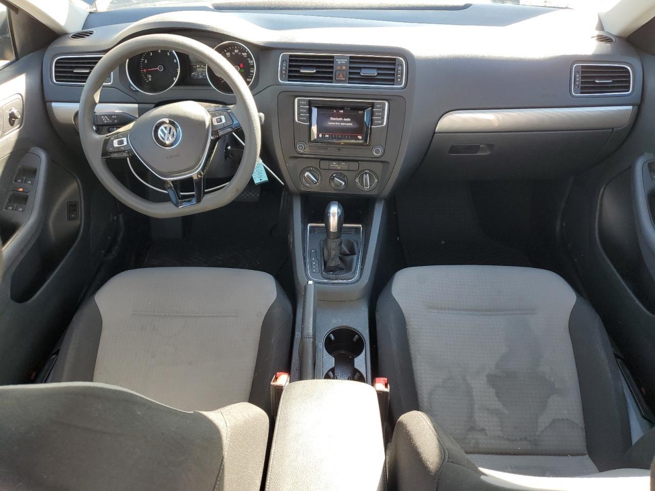 2017 VOLKSWAGEN JETTA