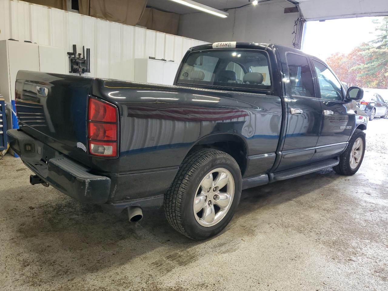 2004 DODGE RAM 1500