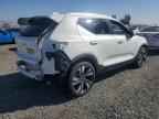 2023 VOLVO XC40