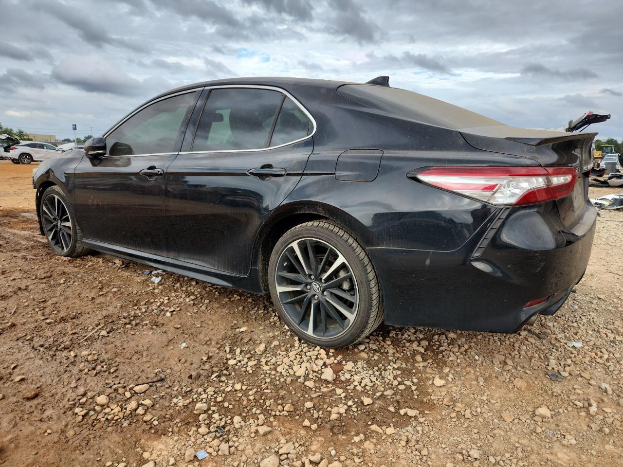 2019 TOYOTA CAMRY