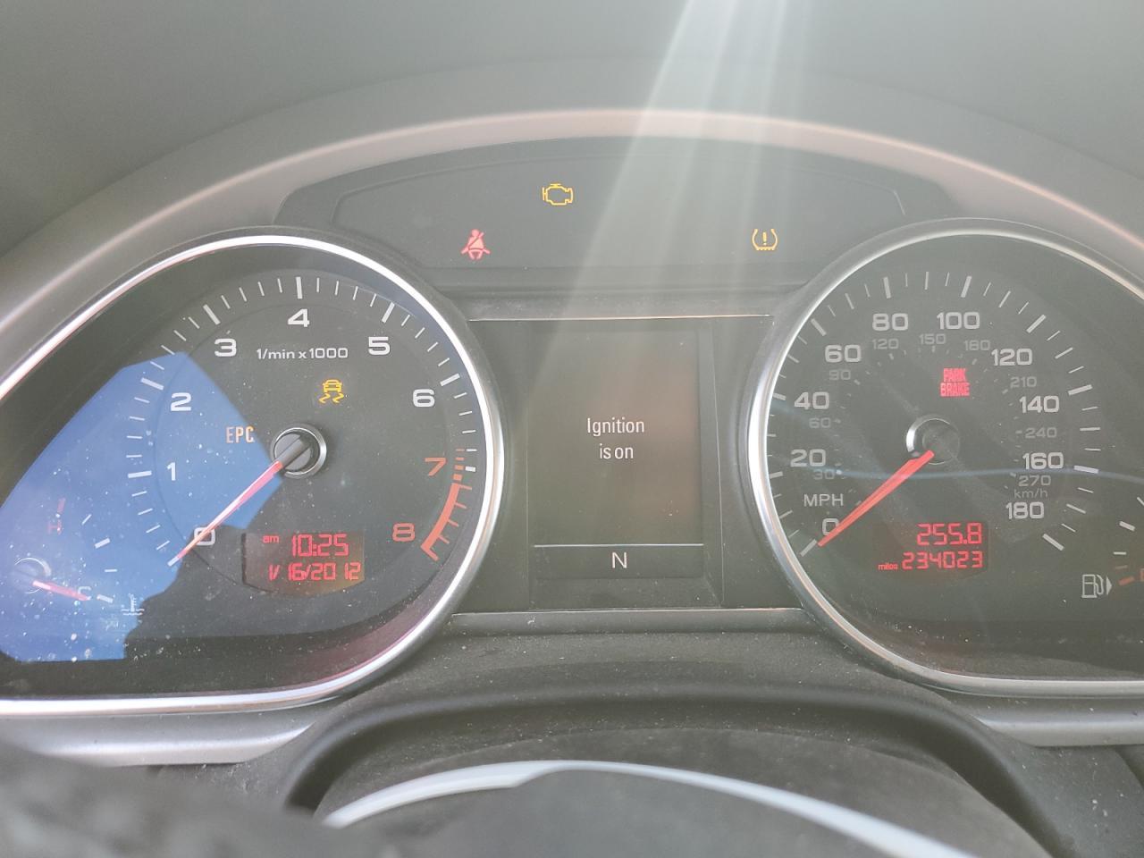 2010 AUDI Q7