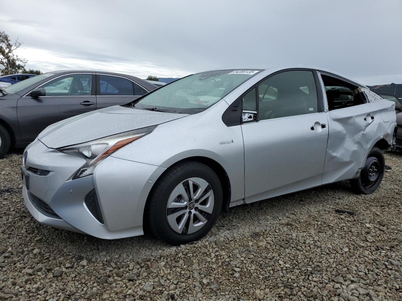 2017 TOYOTA PRIUS