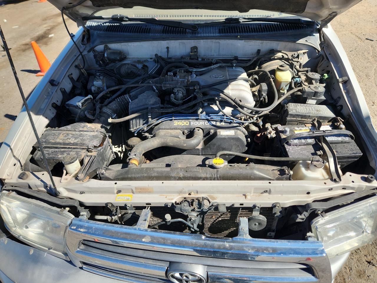 2000 TOYOTA 4Runner