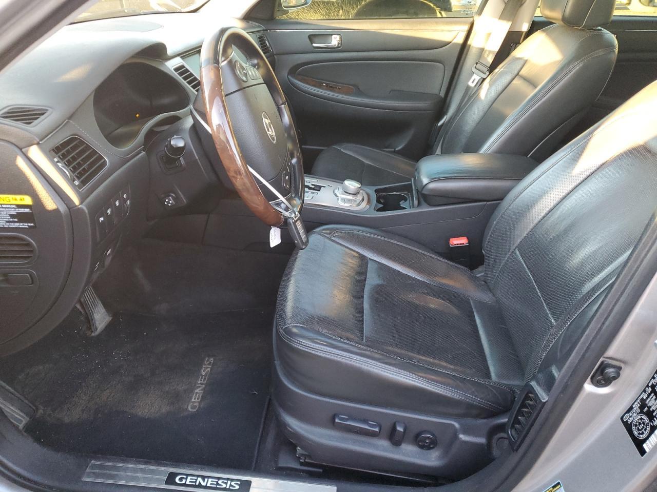 2011 HYUNDAI GENESIS