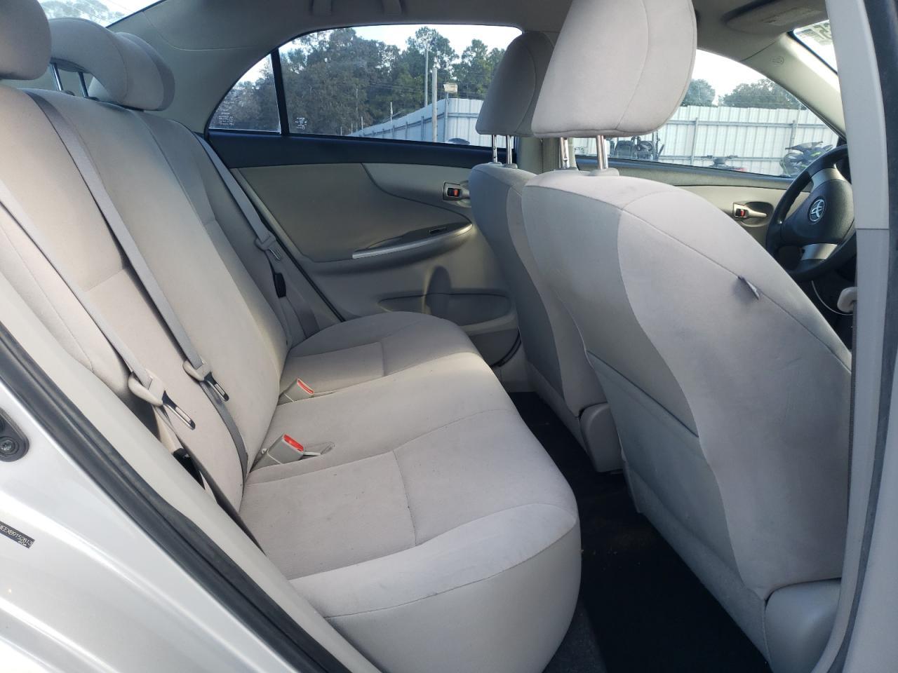 2011 TOYOTA COROLLA