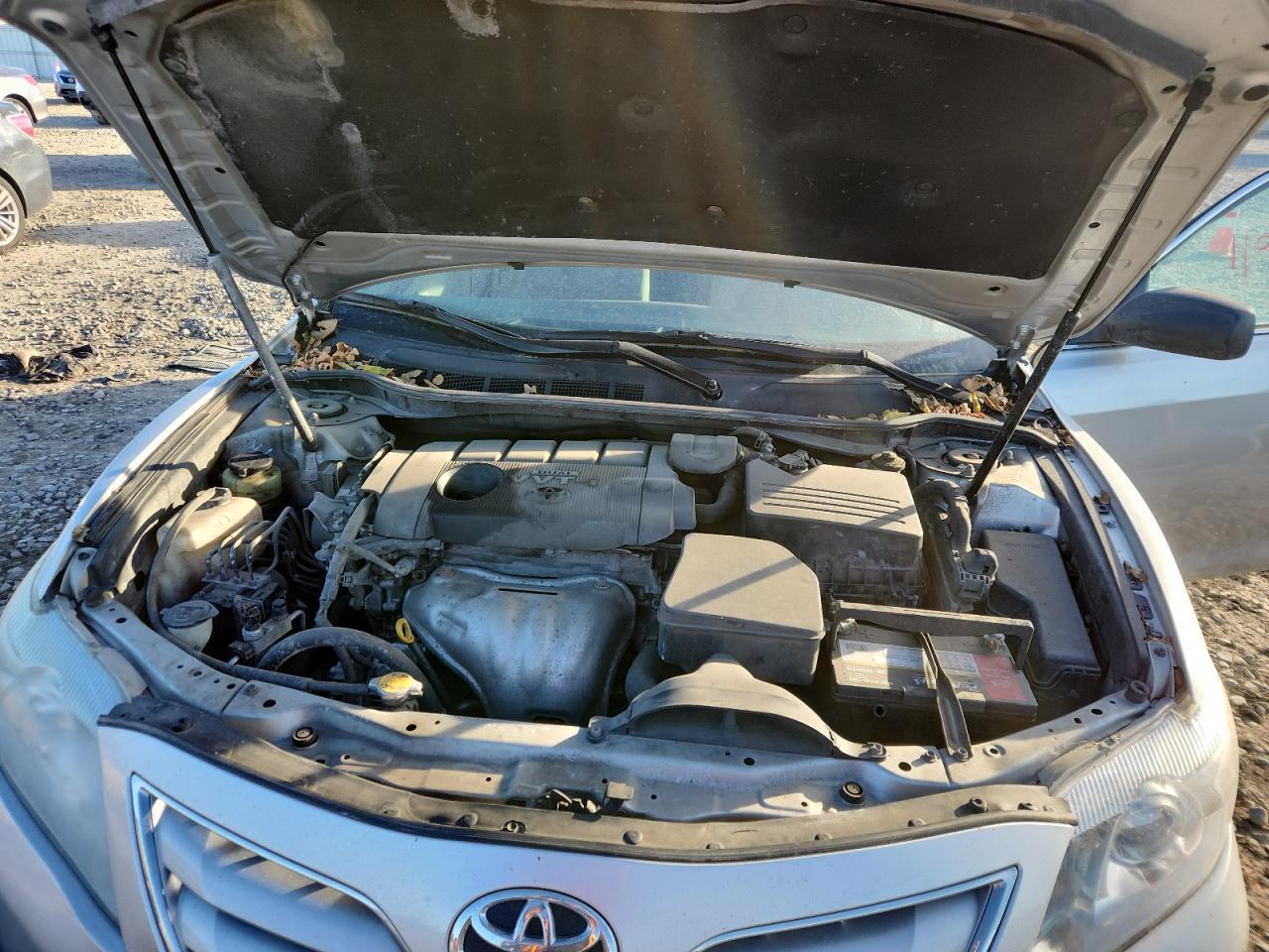 2011 TOYOTA CAMRY