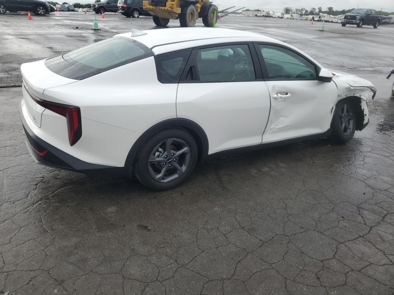 2025 KIA K4