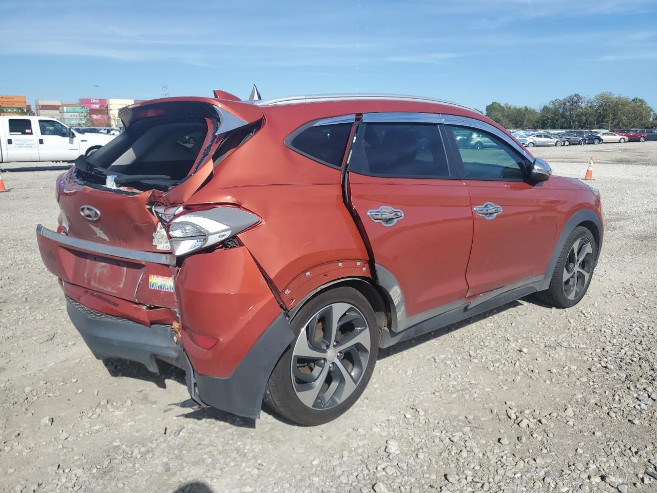 2016 HYUNDAI TUCSON