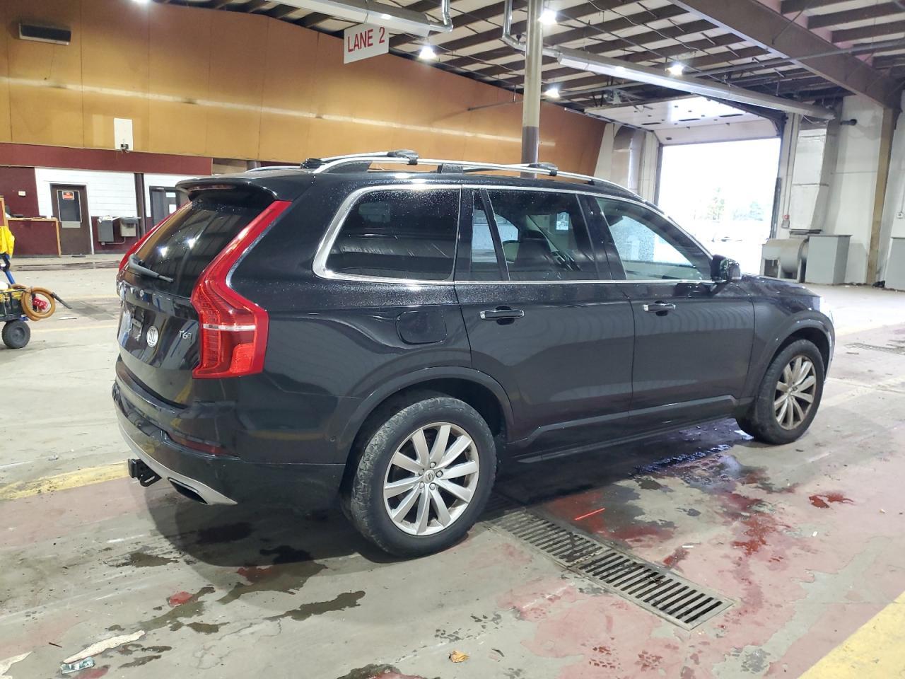 2016 VOLVO XC90