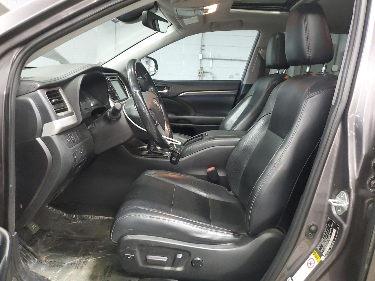 2019 TOYOTA HIGHLANDER
