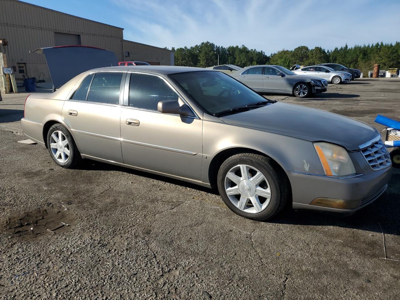 2006 CADILLAC DTS
