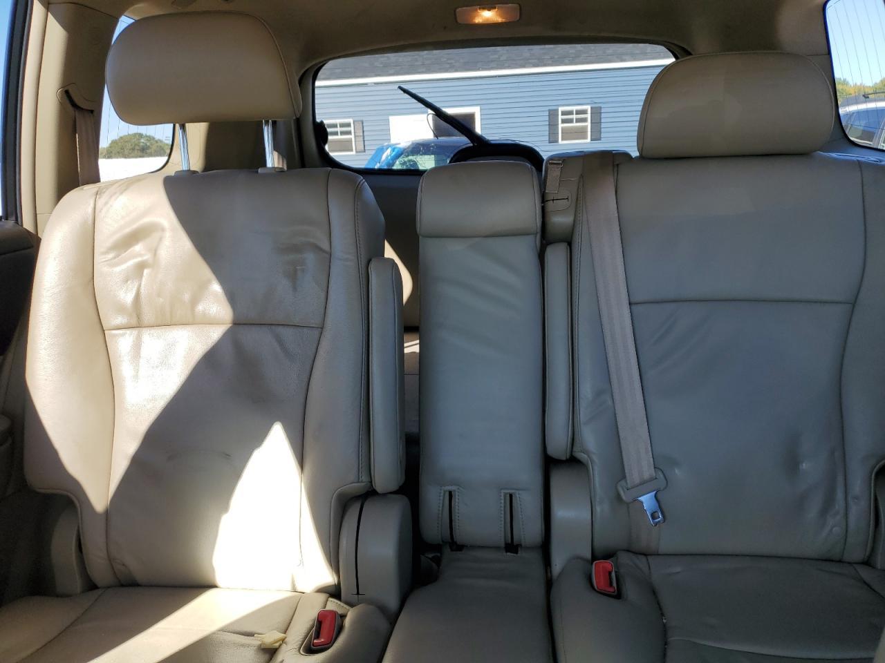 2010 TOYOTA HIGHLANDER
