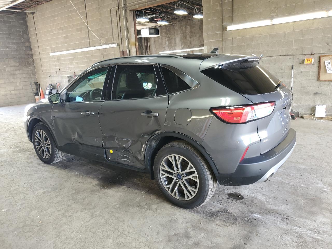 2022 FORD ESCAPE