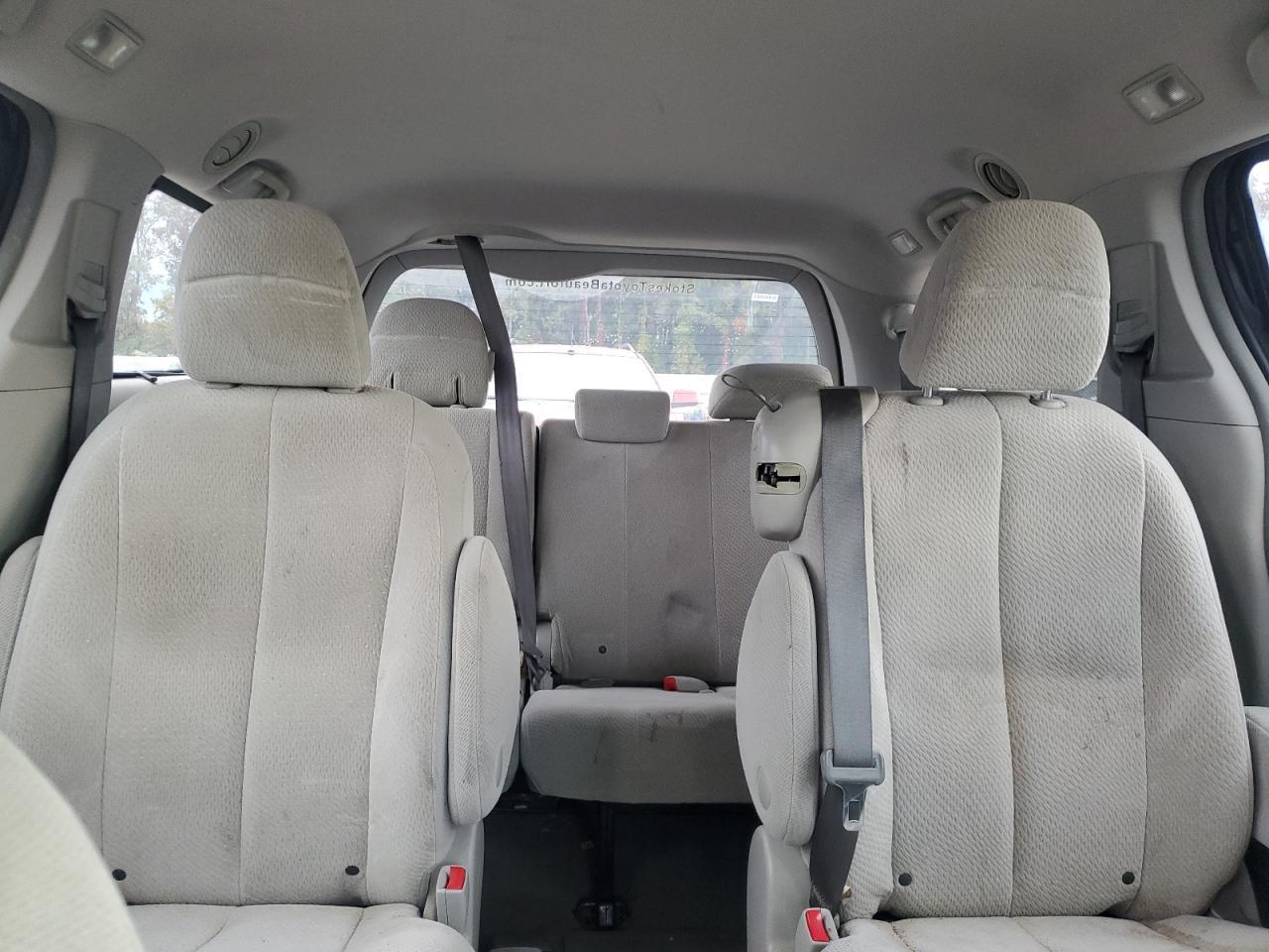 2014 TOYOTA SIENNA