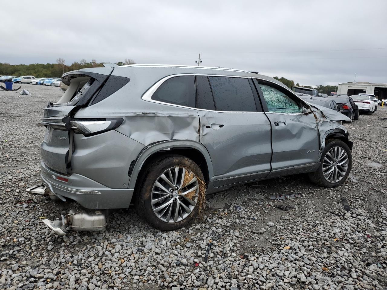 2025 BUICK ENCLAVE AVENIR