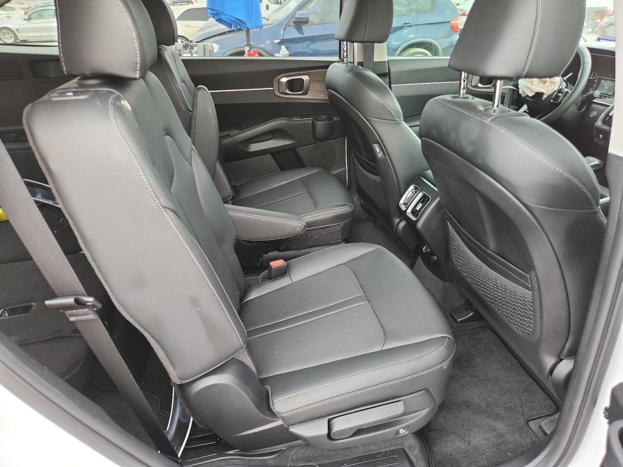 2021 KIA SORENTO