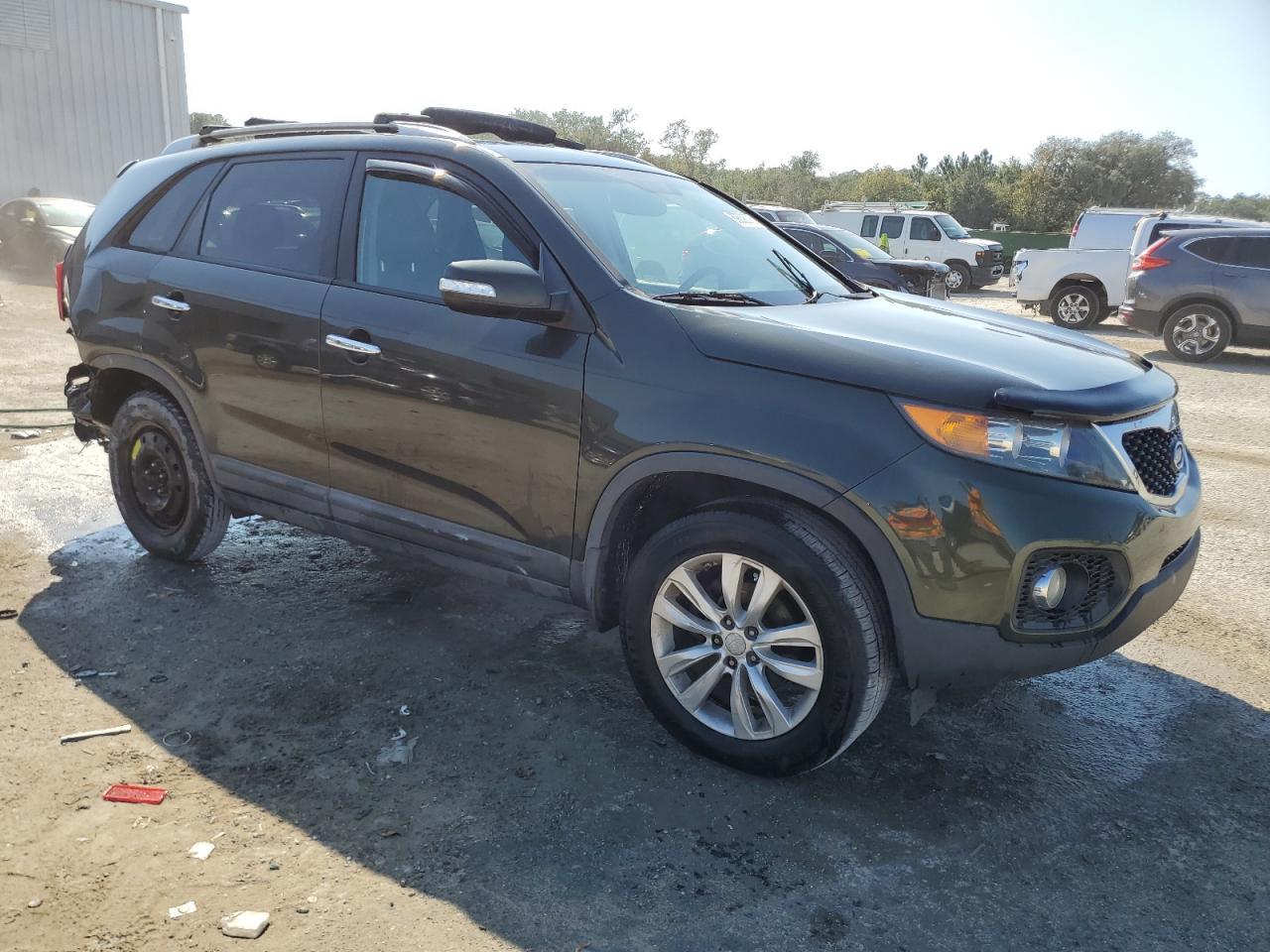 2011 KIA SORENTO
