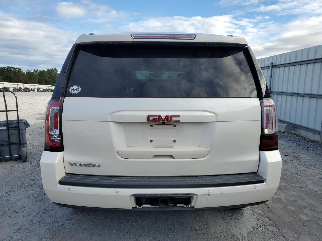 2015 GMC Yukon