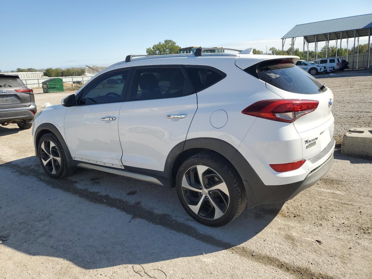 2017 HYUNDAI TUCSON