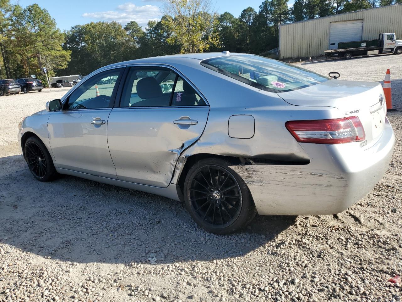 2010 TOYOTA CAMRY