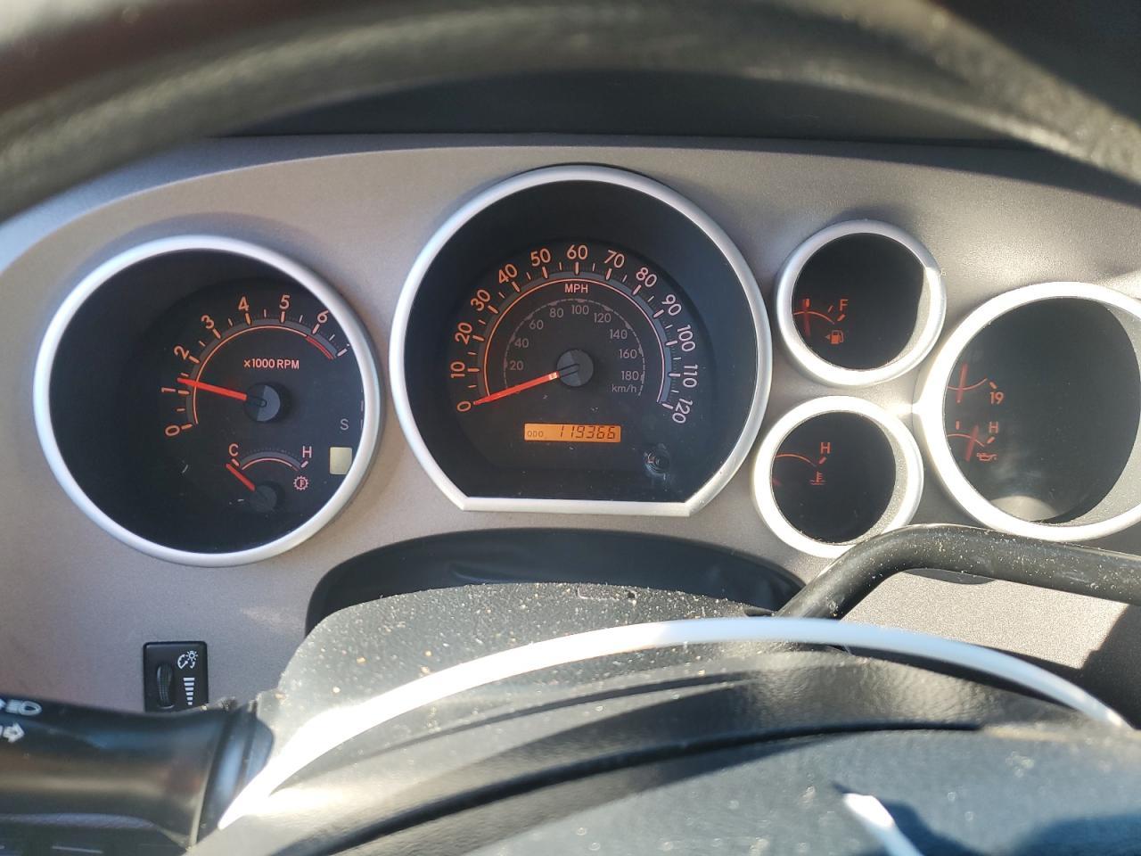 2012 TOYOTA TUNDRA