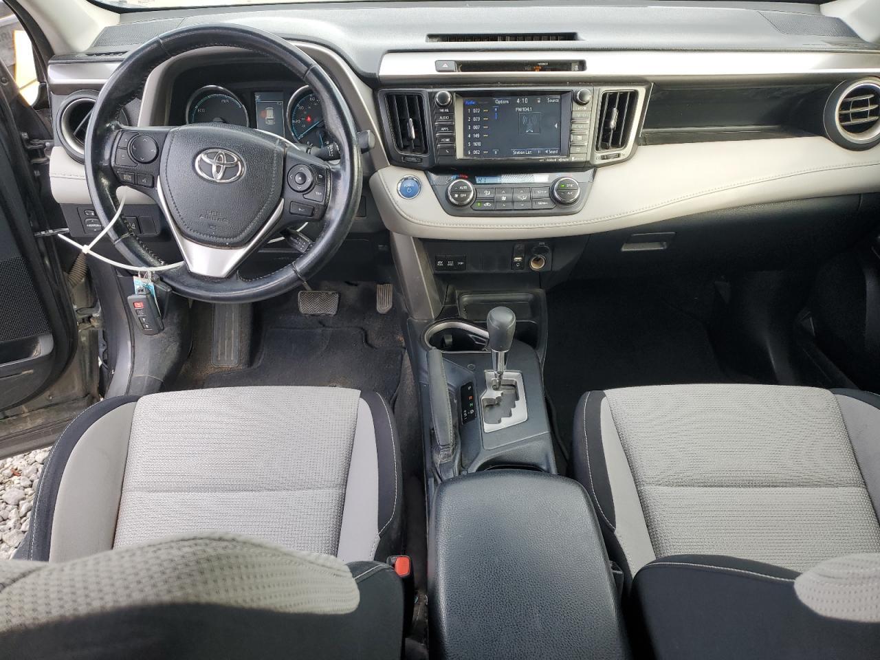 2016 TOYOTA RAV4