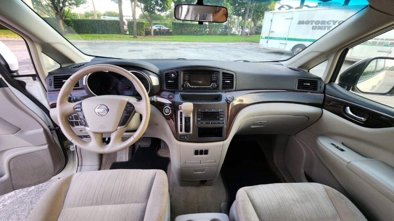 2016 NISSAN Quest