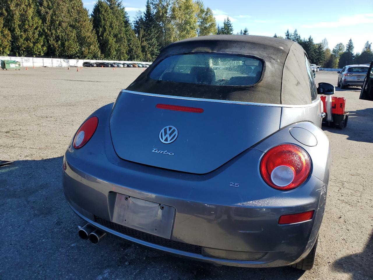 2006 VOLKSWAGEN Beetle