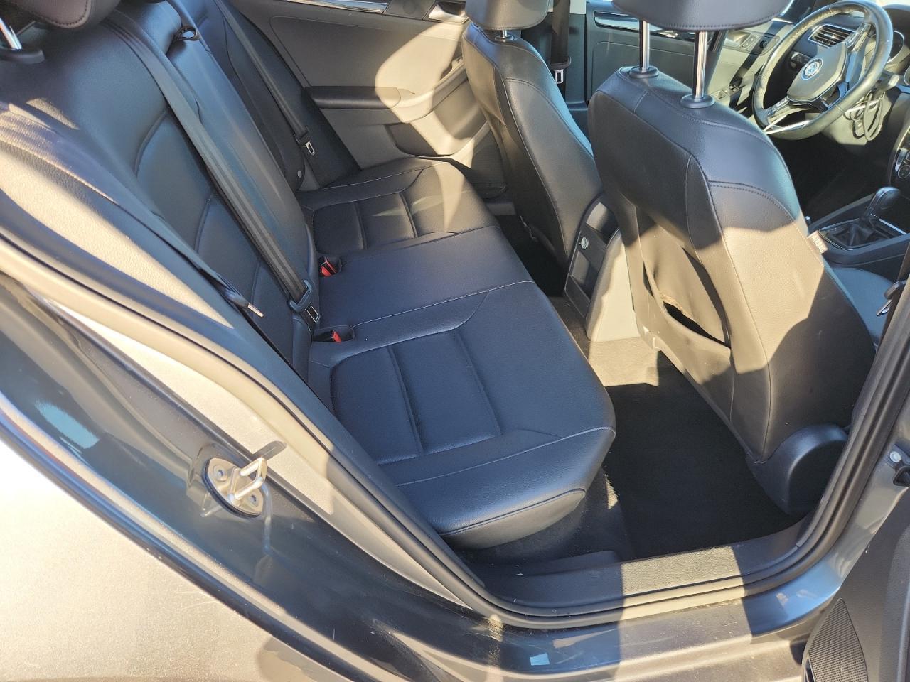2017 VOLKSWAGEN JETTA