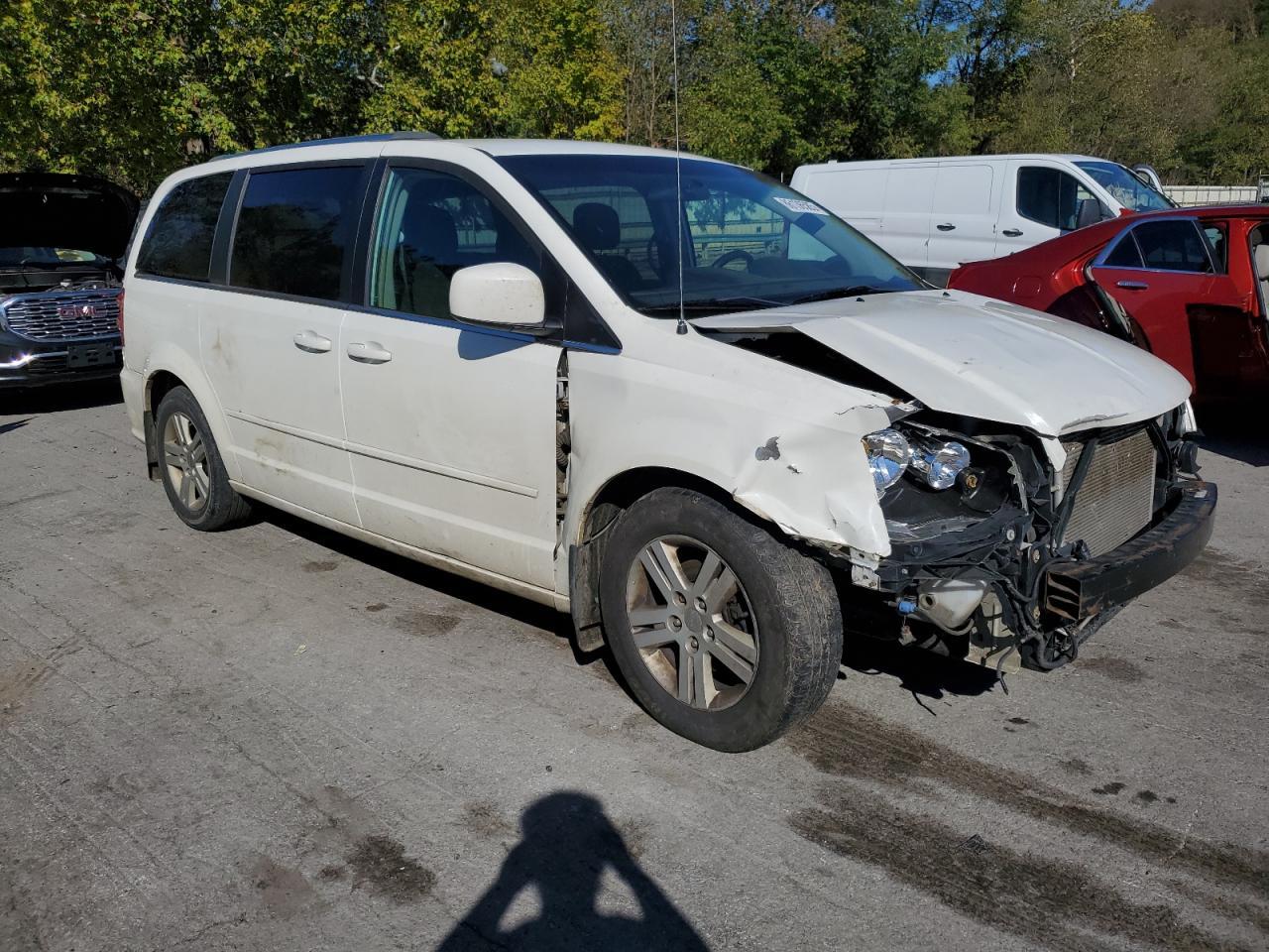 2011 DODGE GRAND CARAVAN