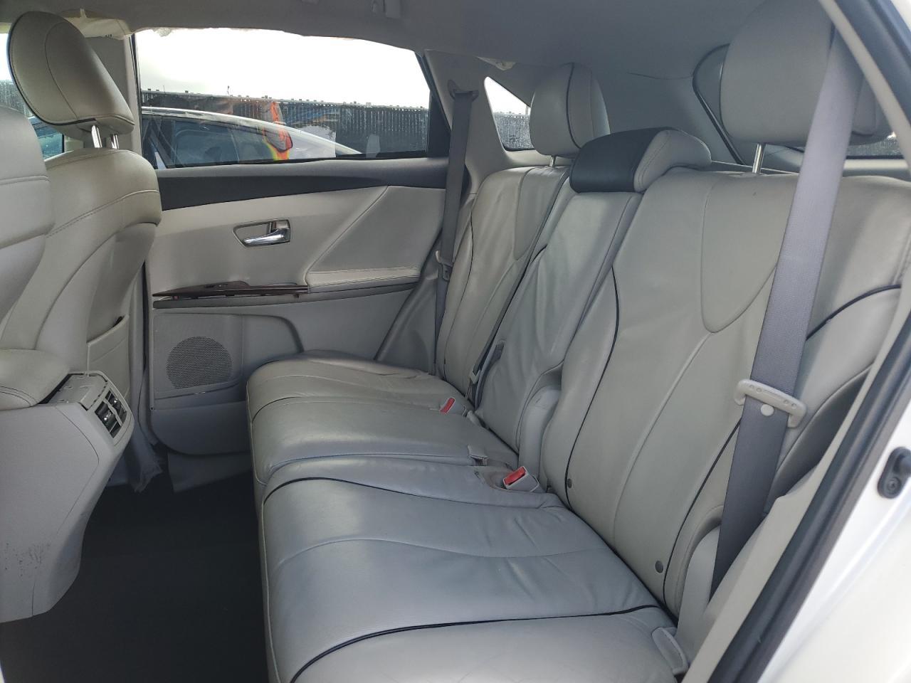 2011 TOYOTA VENZA