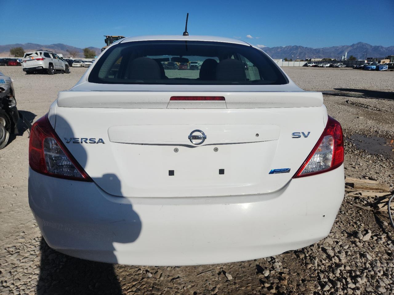 2014 NISSAN VERSA