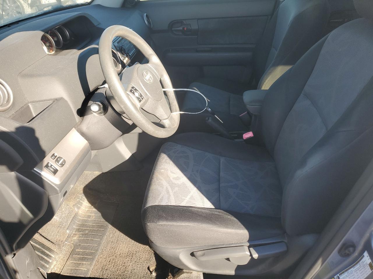 2012 TOYOTA SCION