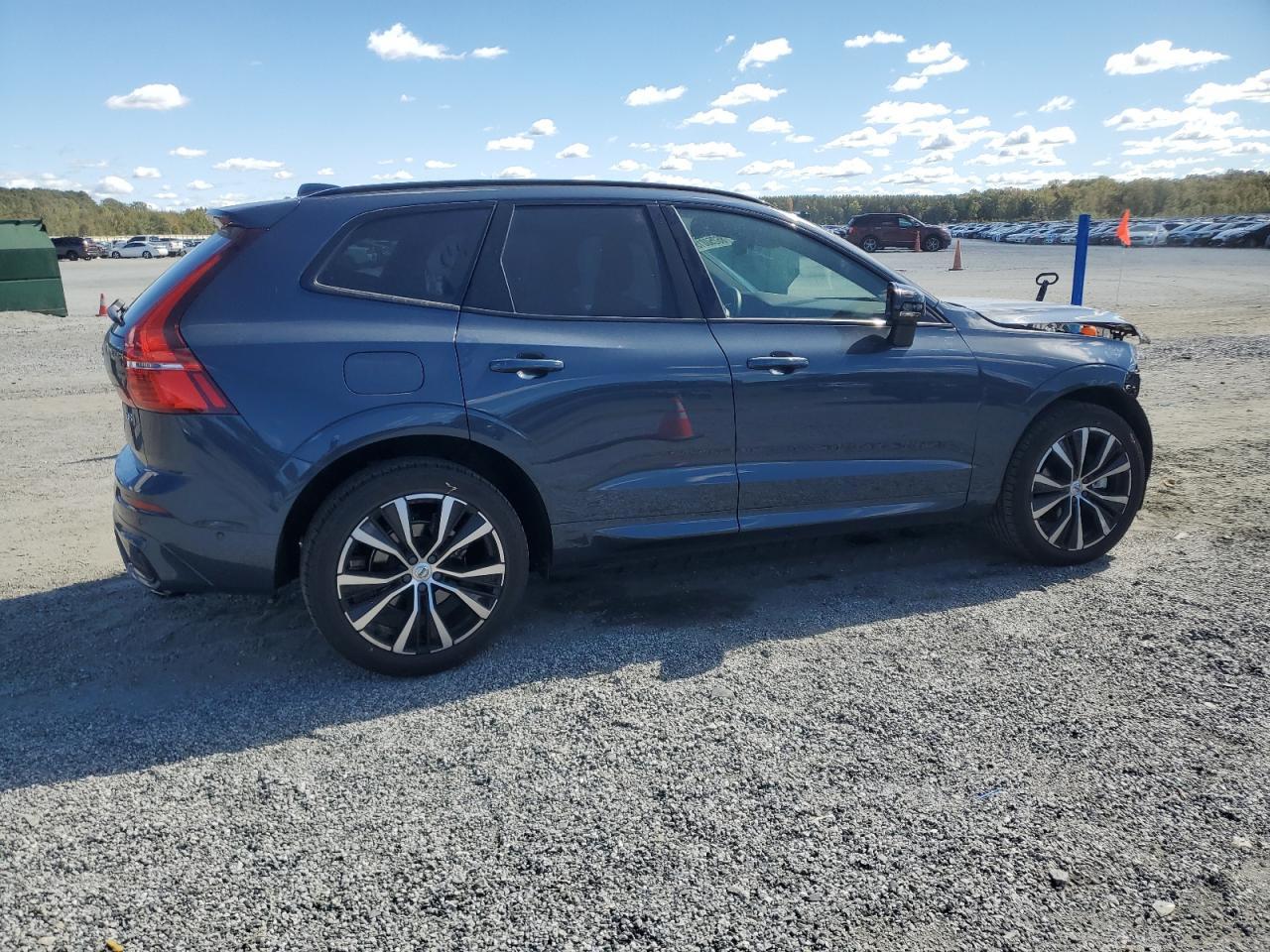 2025 VOLVO XC60