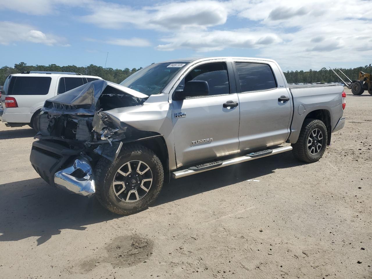 2017 TOYOTA TUNDRA