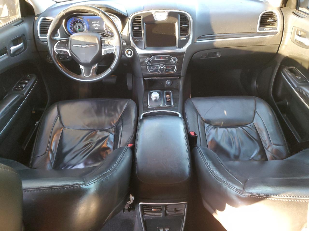 2016 CHRYSLER 300