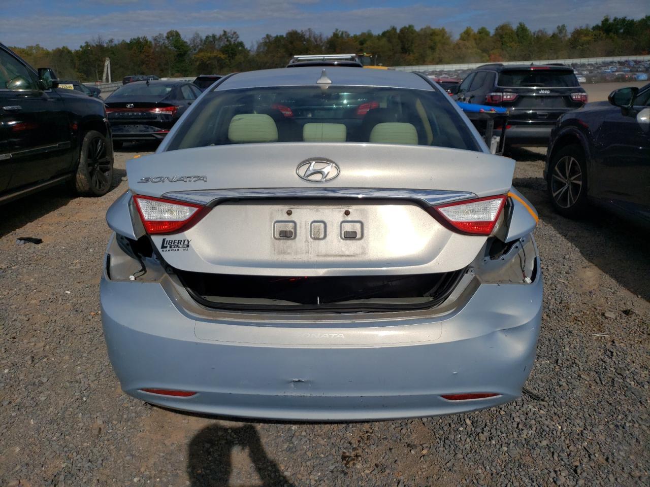 2011 HYUNDAI SONATA