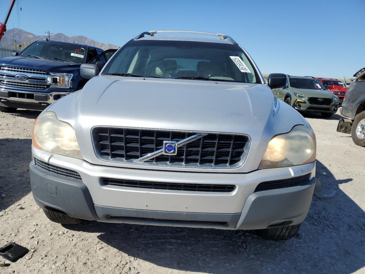 2004 VOLVO XC90